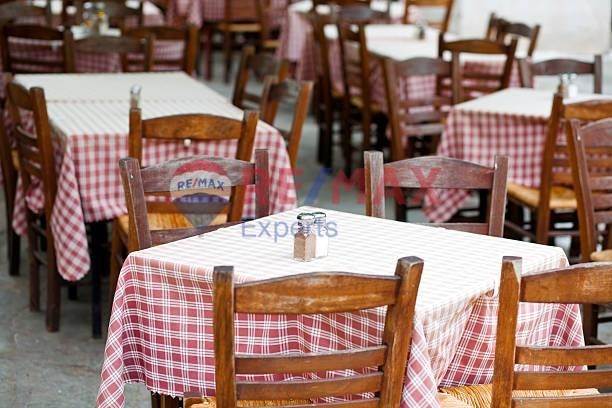 (Προς Ενοικίαση) Επαγγελματικός Χώρος Κατάστημα || Ν. Αργολίδας/Ναύπλιο - 205 τ.μ, 1.200€ 