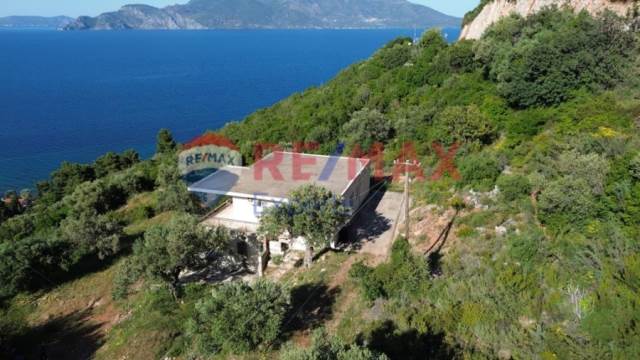 (Προς Πώληση) Κατοικία Μονοκατοικία || Πειραιάς/Τροιζηνία - 145 τ.μ, 3 Υ/Δ, 170.000€ 