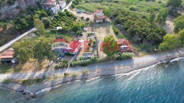 (Προς Πώληση) Κατοικία Μονοκατοικία || Πειραιάς/Τροιζηνία - 120 τ.μ, 4 Υ/Δ, 390.000€ 